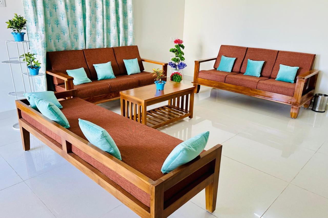 Tirupati Homestay - Ragunatha Resorts - 3Bhk Ac Apartments For Large Families - Free Breakfast - Flyover To Alipiri Gate - Wifi - Android Tv - - Easy Access To Visit All Temples Buitenkant foto