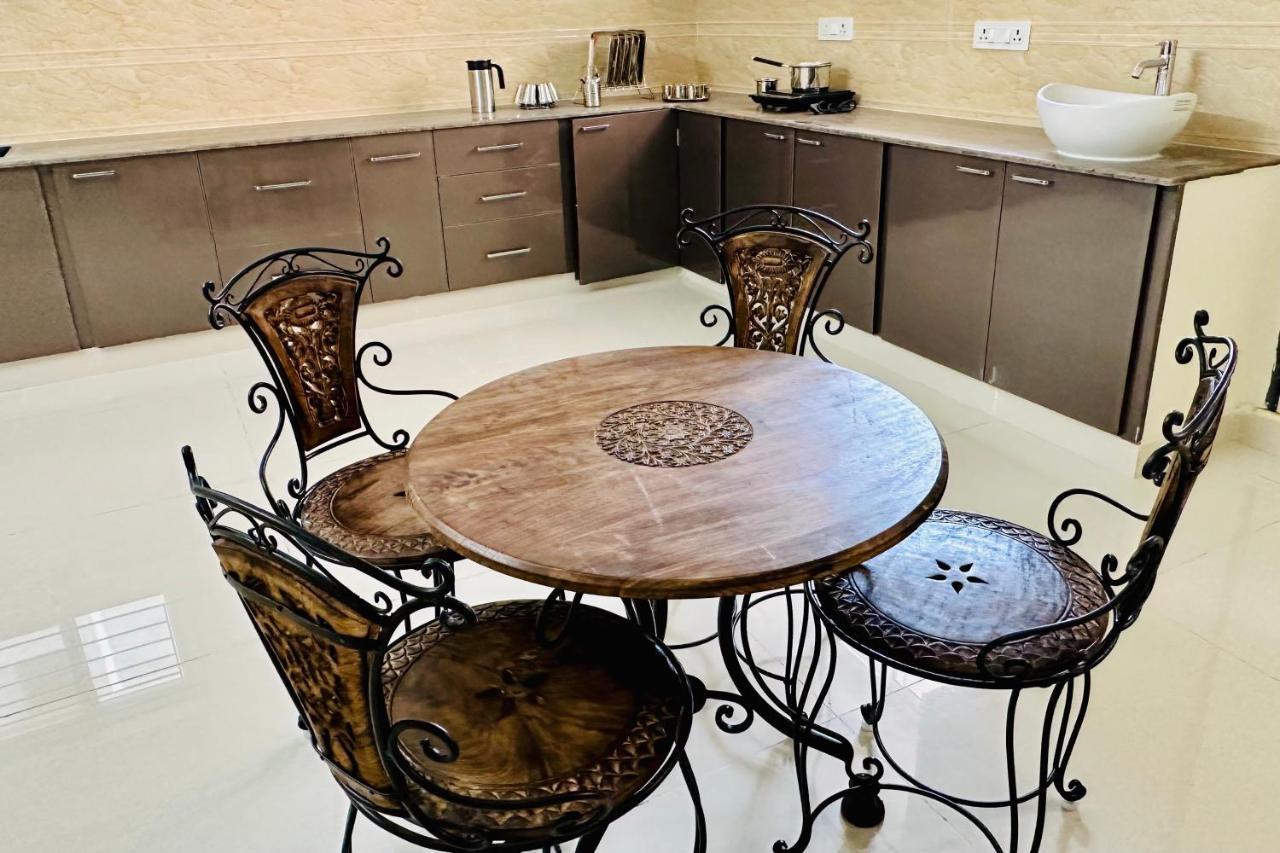 Tirupati Homestay - Ragunatha Resorts - 3Bhk Ac Apartments For Large Families - Free Breakfast - Flyover To Alipiri Gate - Wifi - Android Tv - - Easy Access To Visit All Temples Buitenkant foto